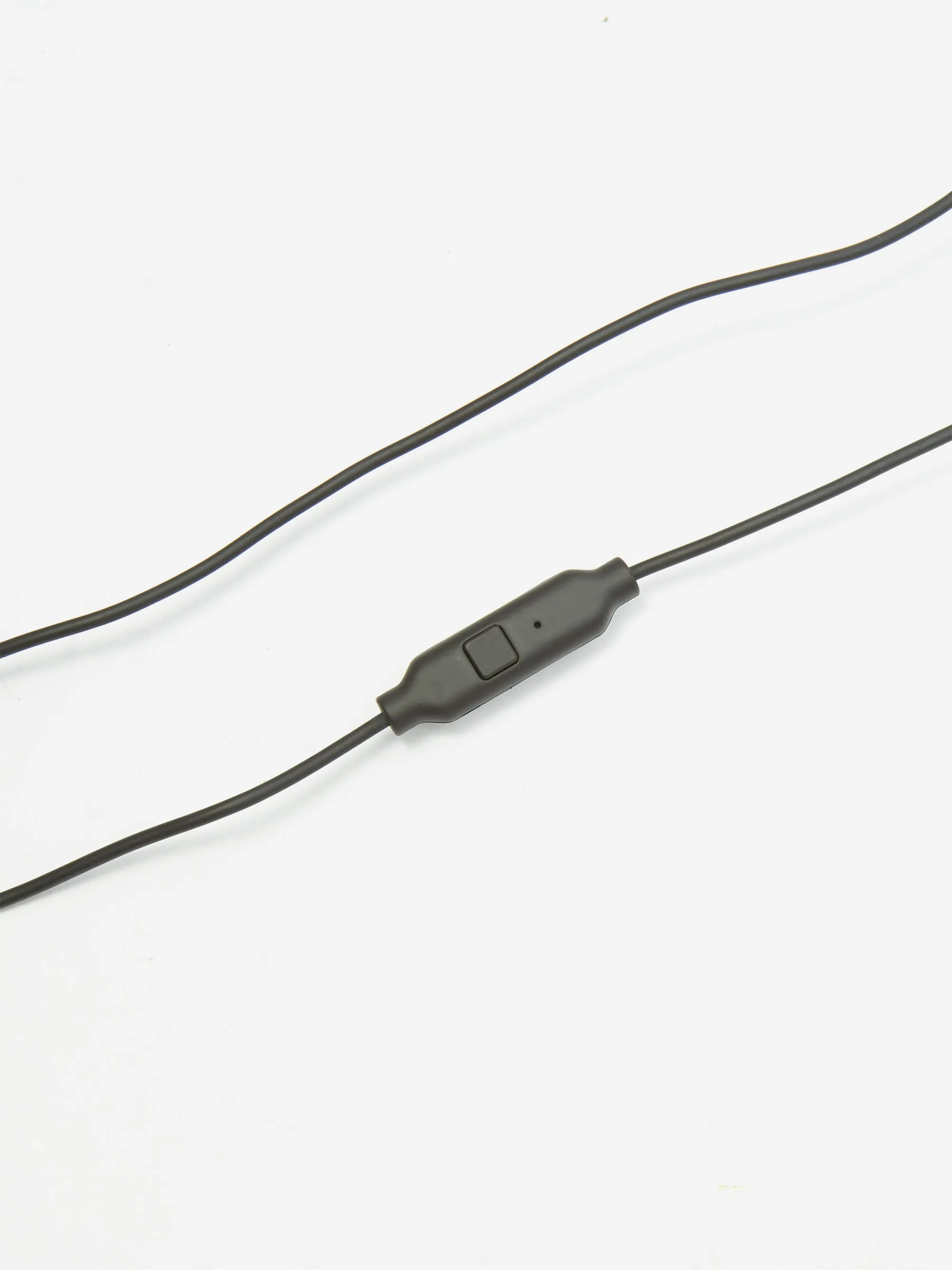 AIAIAI Tracks Headphone With One Button Mic Black