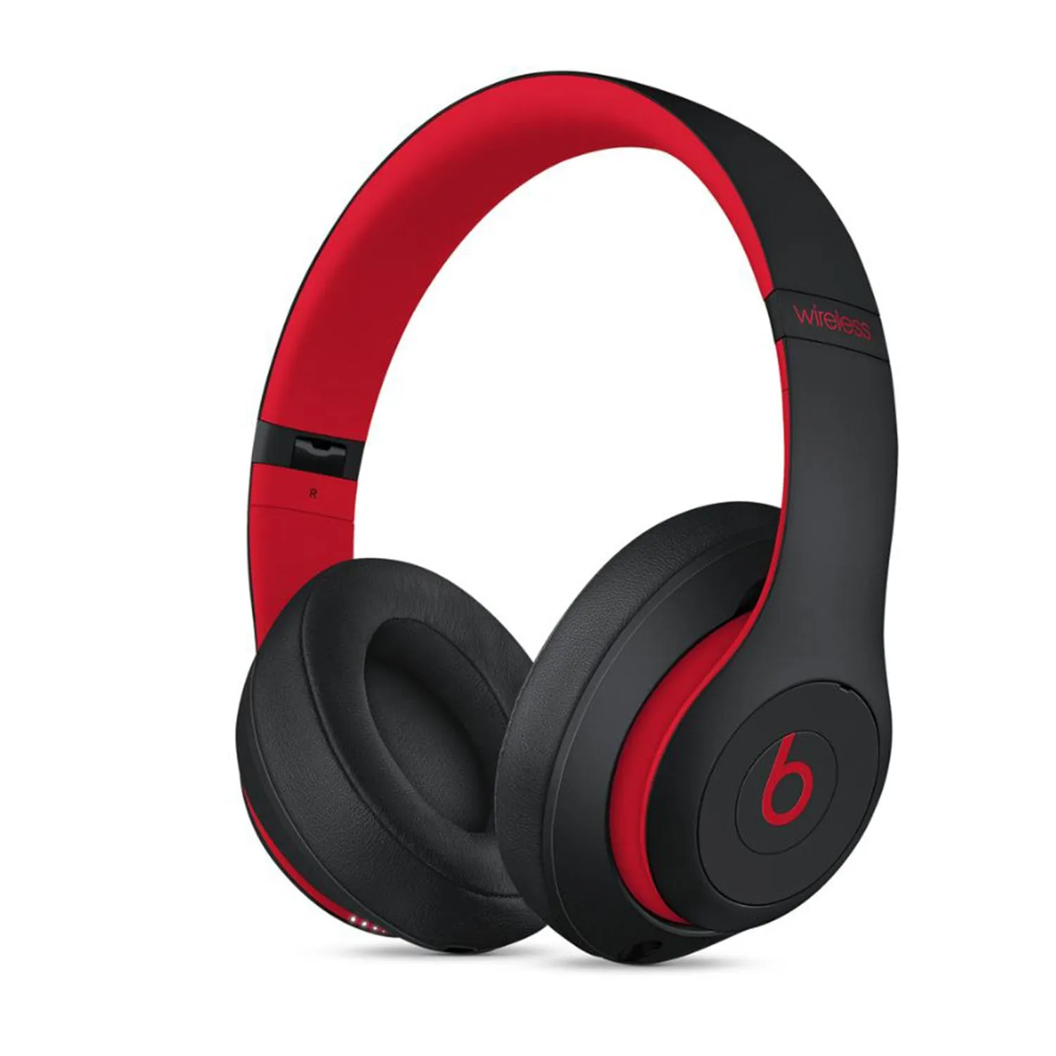 Beats Studio3 Wireless Headphones with 6Ave Cleaning Kit -