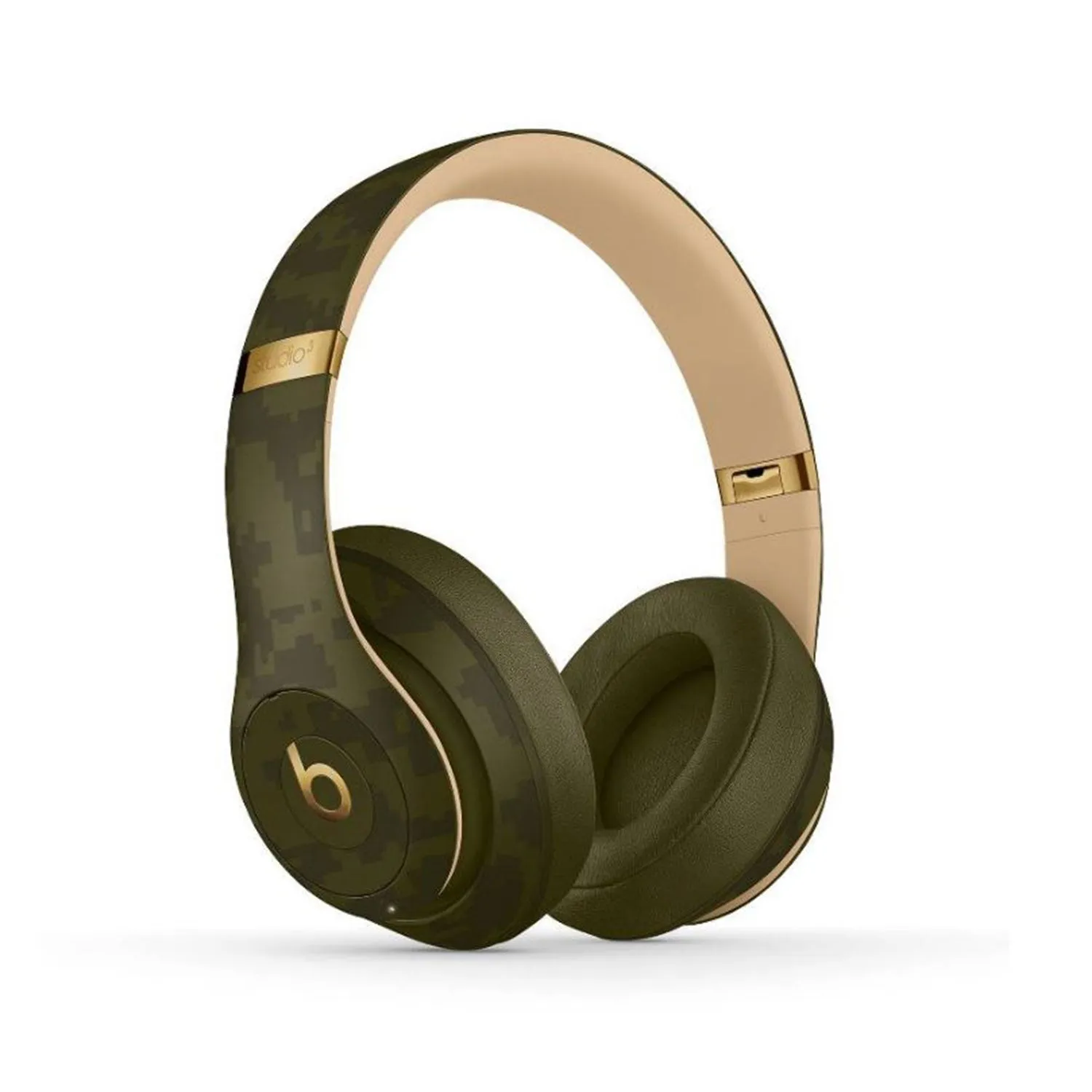 Beats Studio3 Wireless Headphones with USB Charging Adapters -