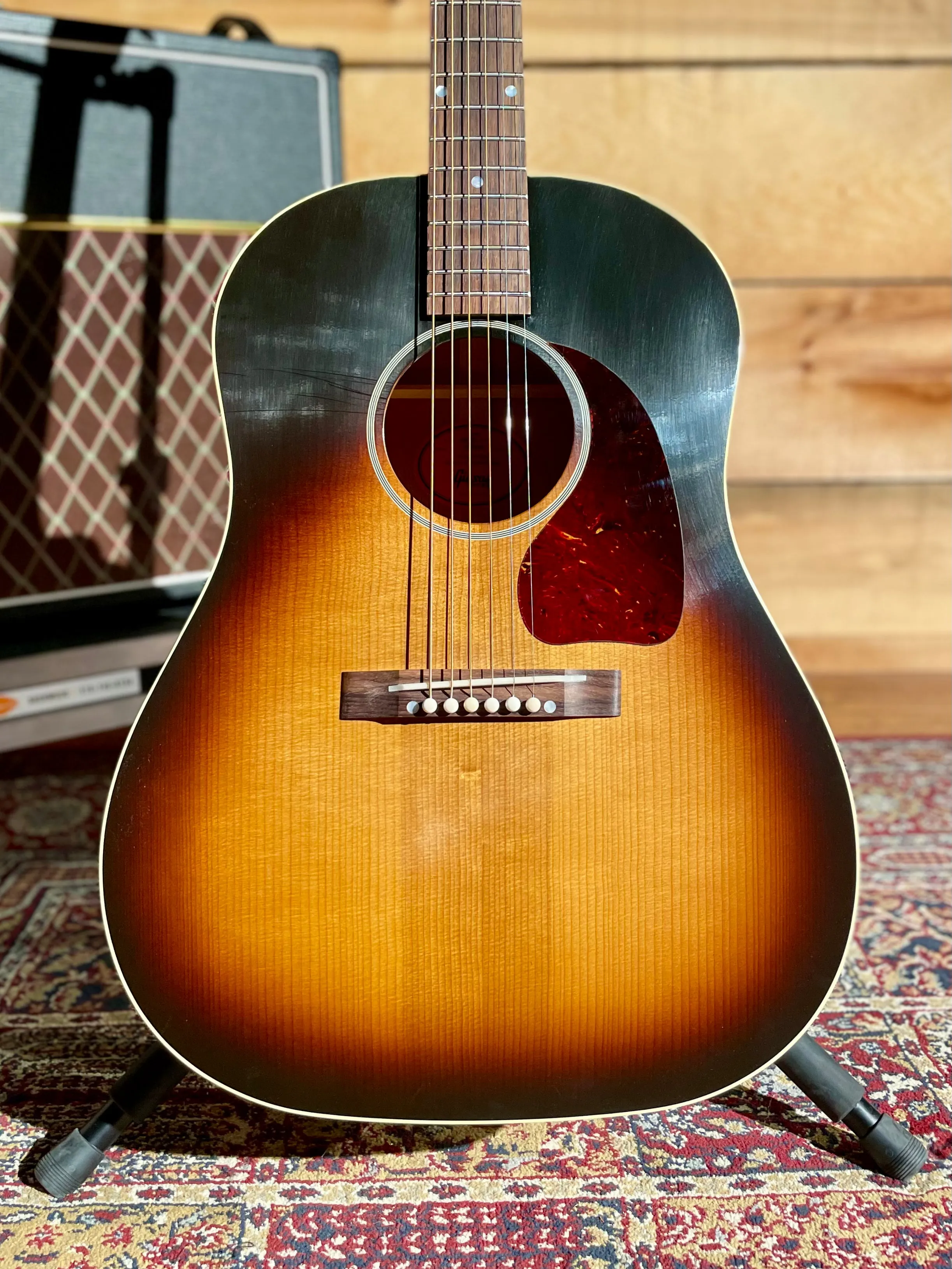 Gibson Custom Shop 1942 Banner J-45, Vintage Sunburst